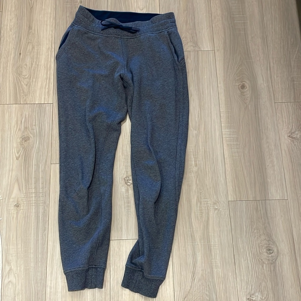 Lululemon jogger sweatpants